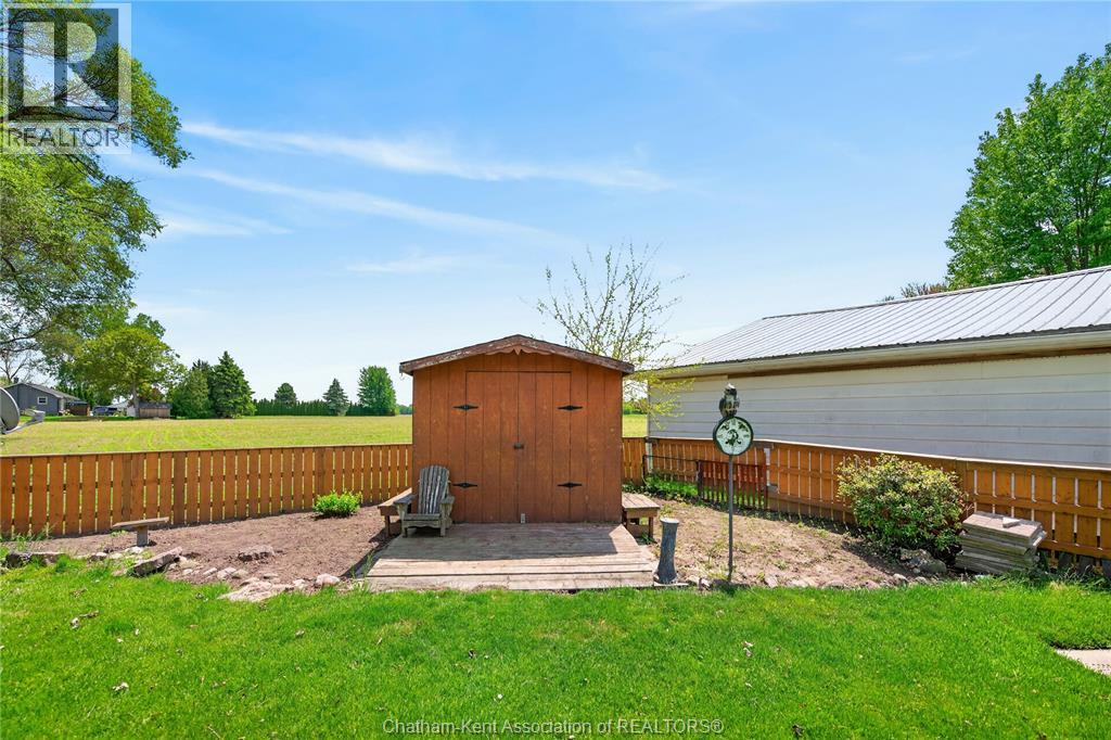 944 MCNAUGHTON AVENUE - 25
