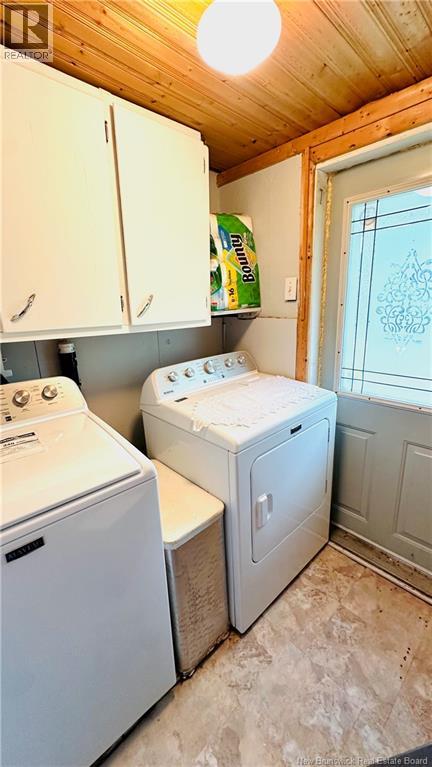 876 Central Street - 23