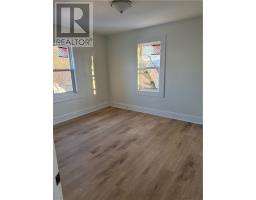 301 Hemlock Street, Sudbury, ON P3C1H8 Photo 7
