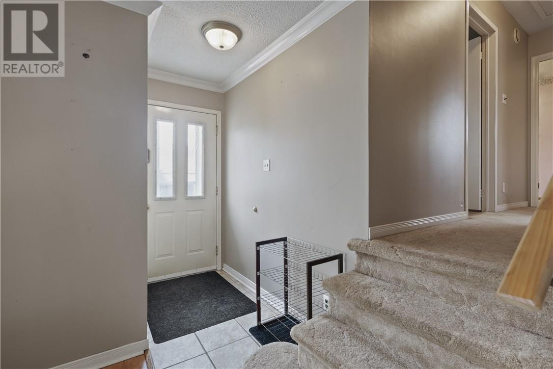 481 ADELAIDE Street - 7