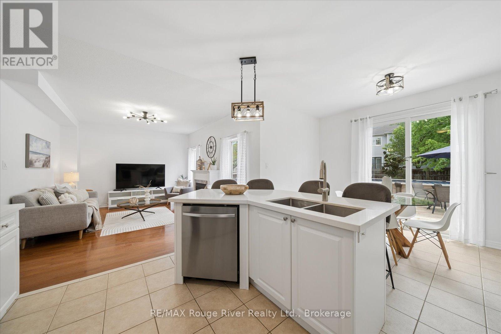 57 BAYBERRY COURT - 24