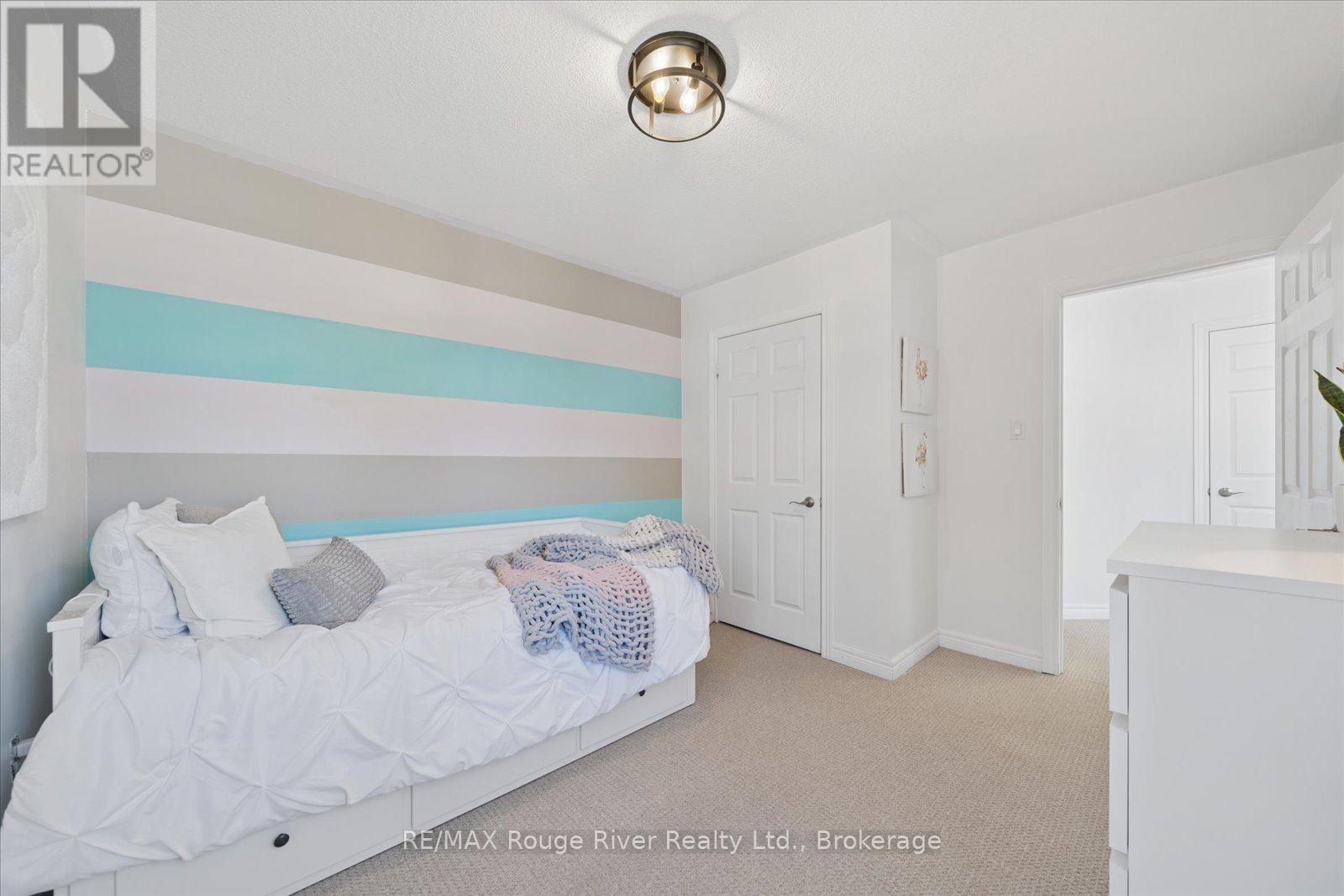 57 BAYBERRY COURT - 40