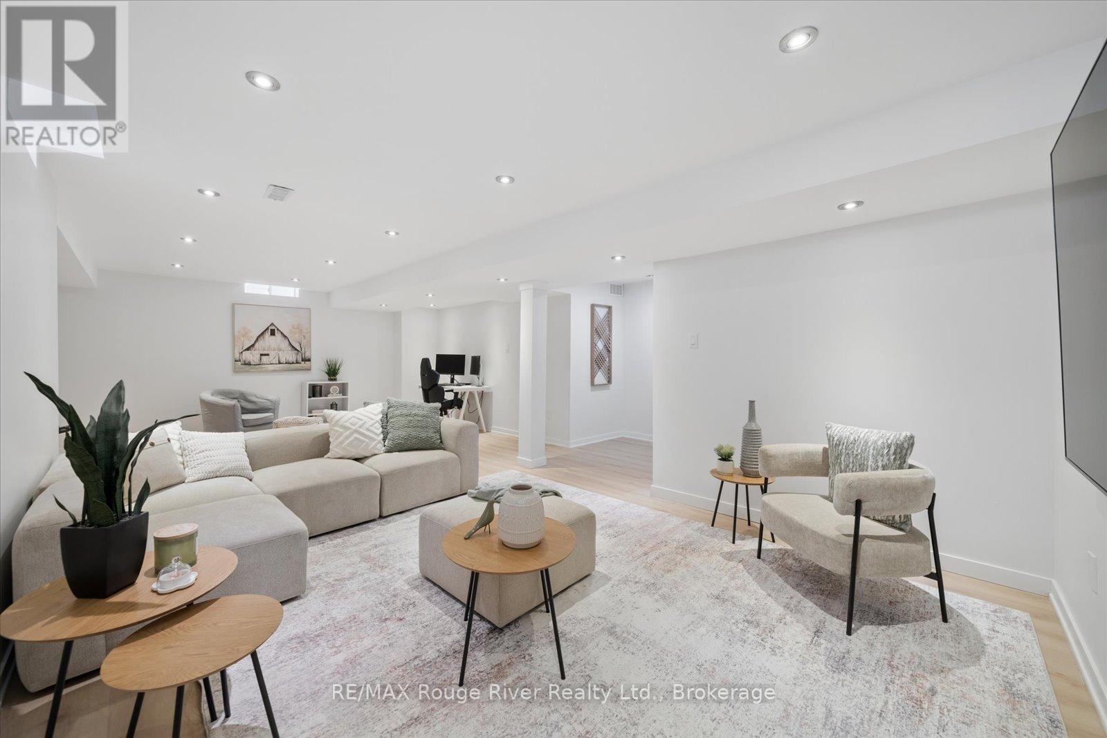 57 BAYBERRY COURT - 43
