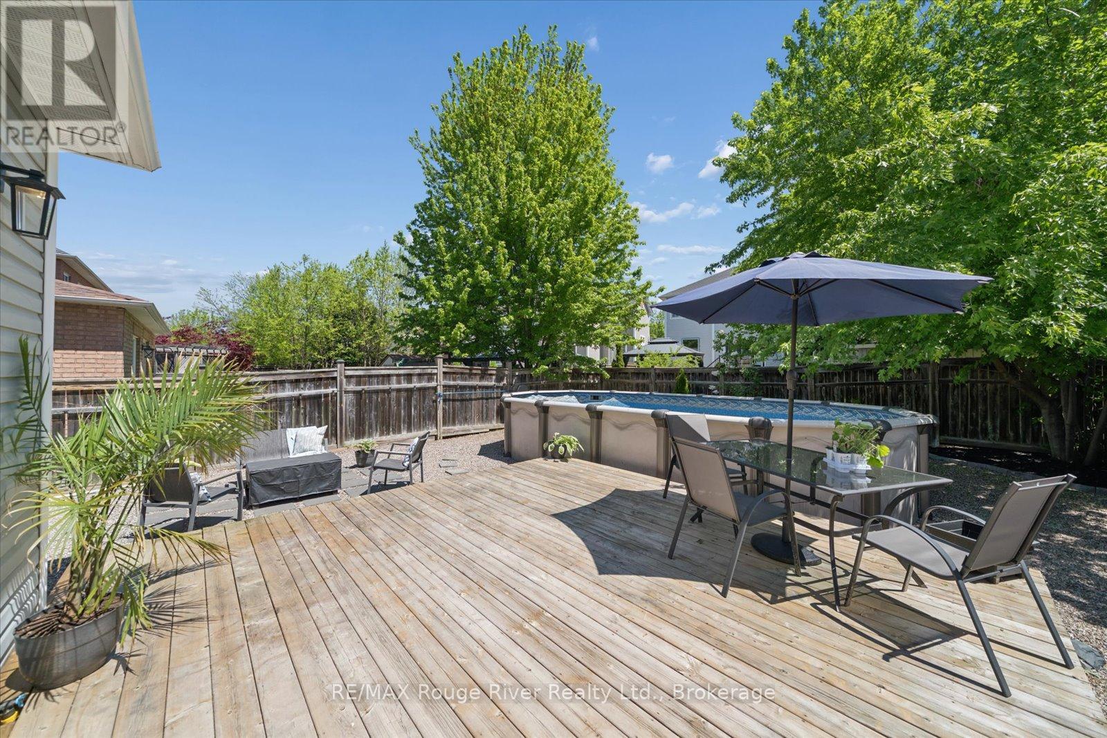 57 BAYBERRY COURT - 48