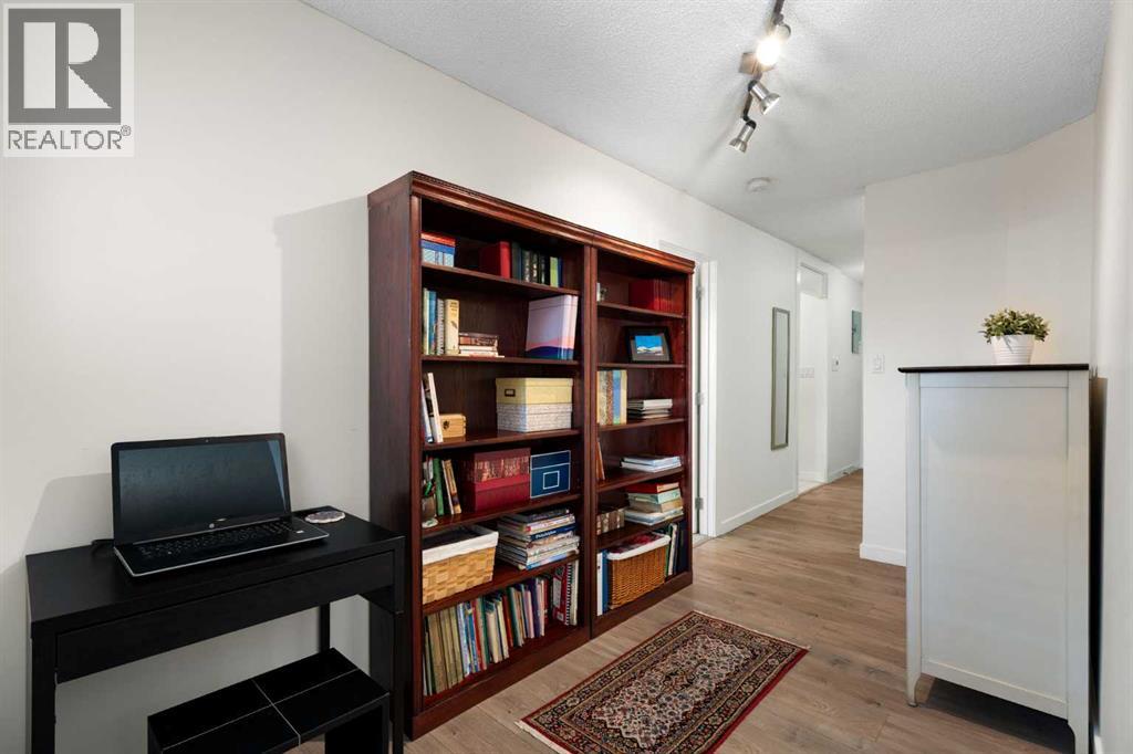 #3 722 4A Street NE - 10