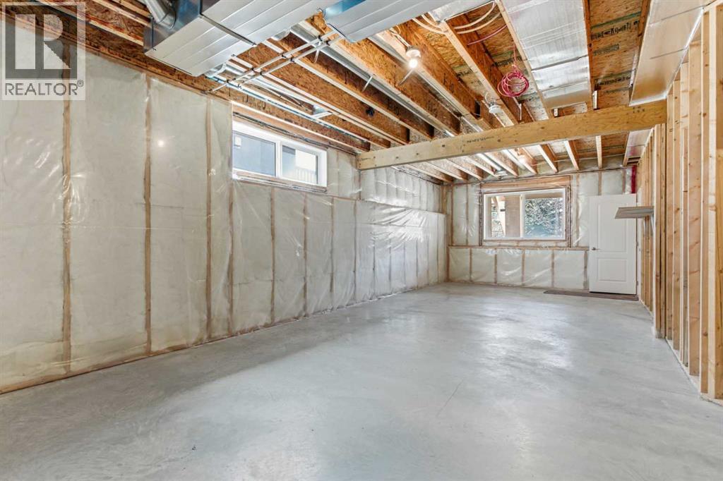 183 Discovery Ridge Way SW - 29