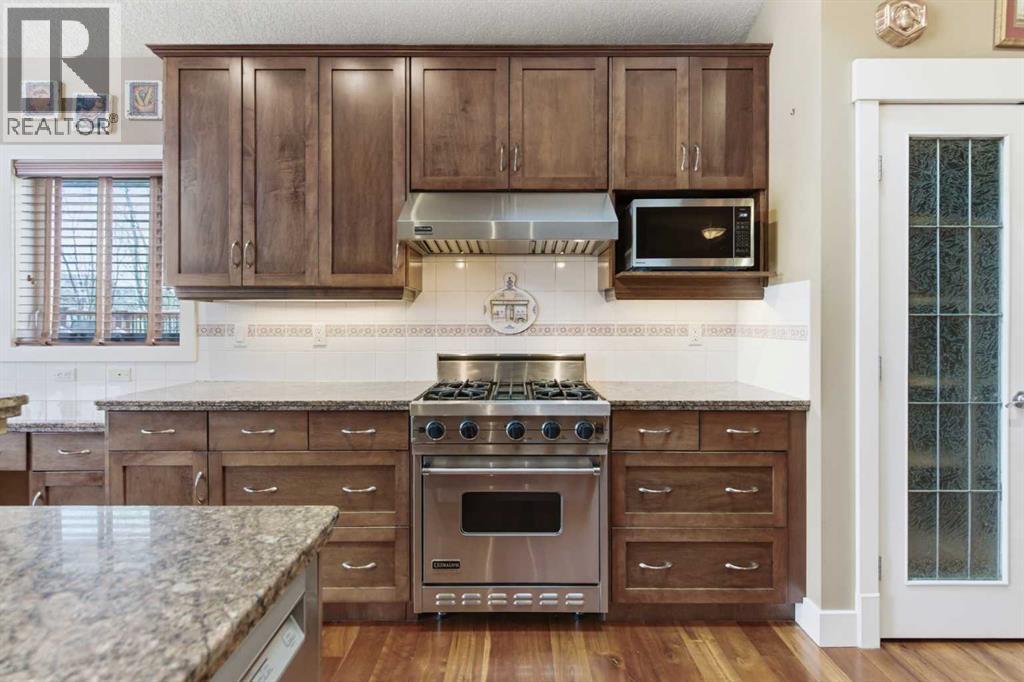 183 Discovery Ridge Way SW - 9