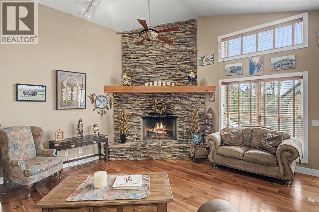 183 Discovery Ridge Way SW - 15