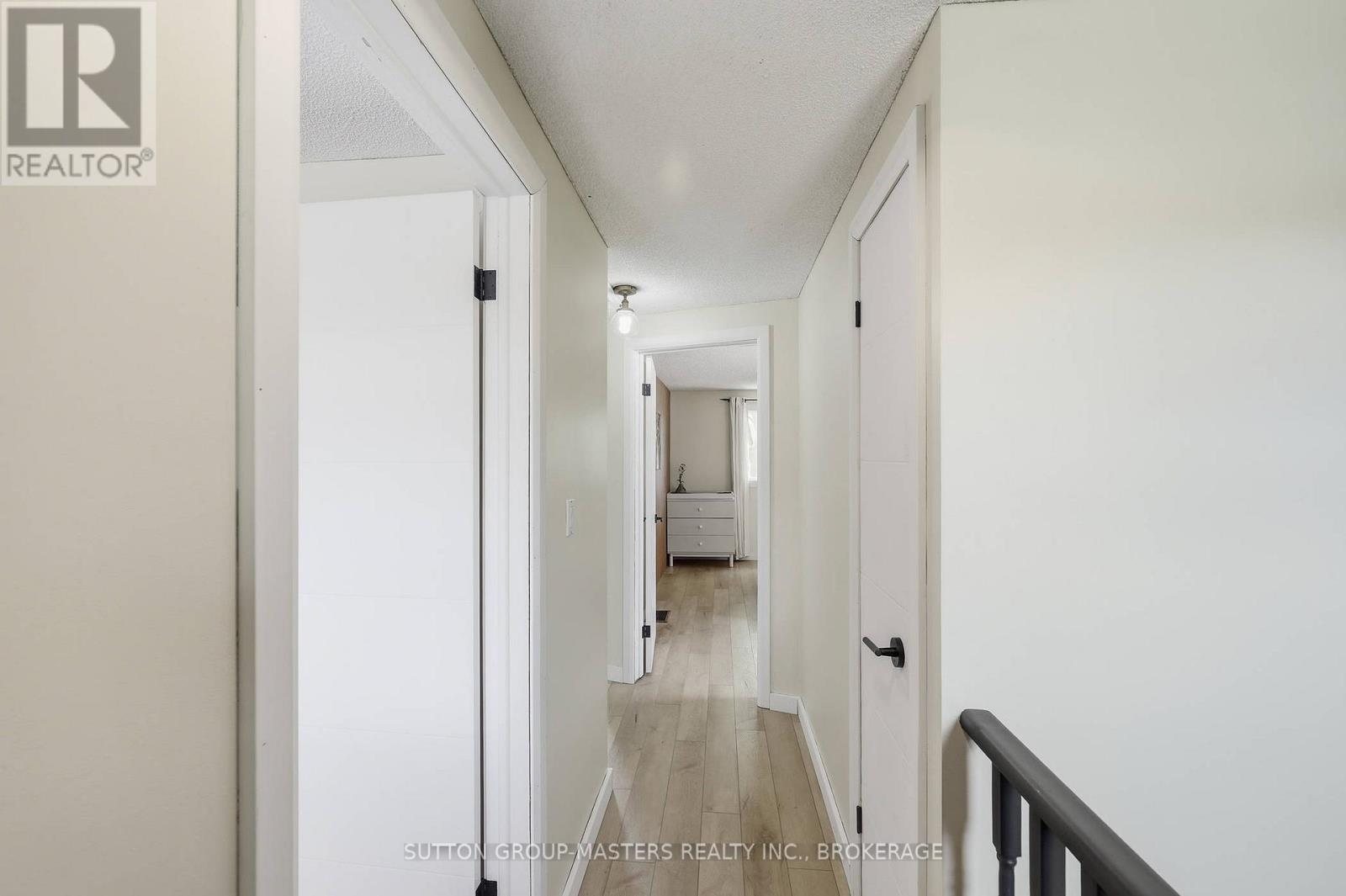 35 ROSE ABBEY DRIVE - 23