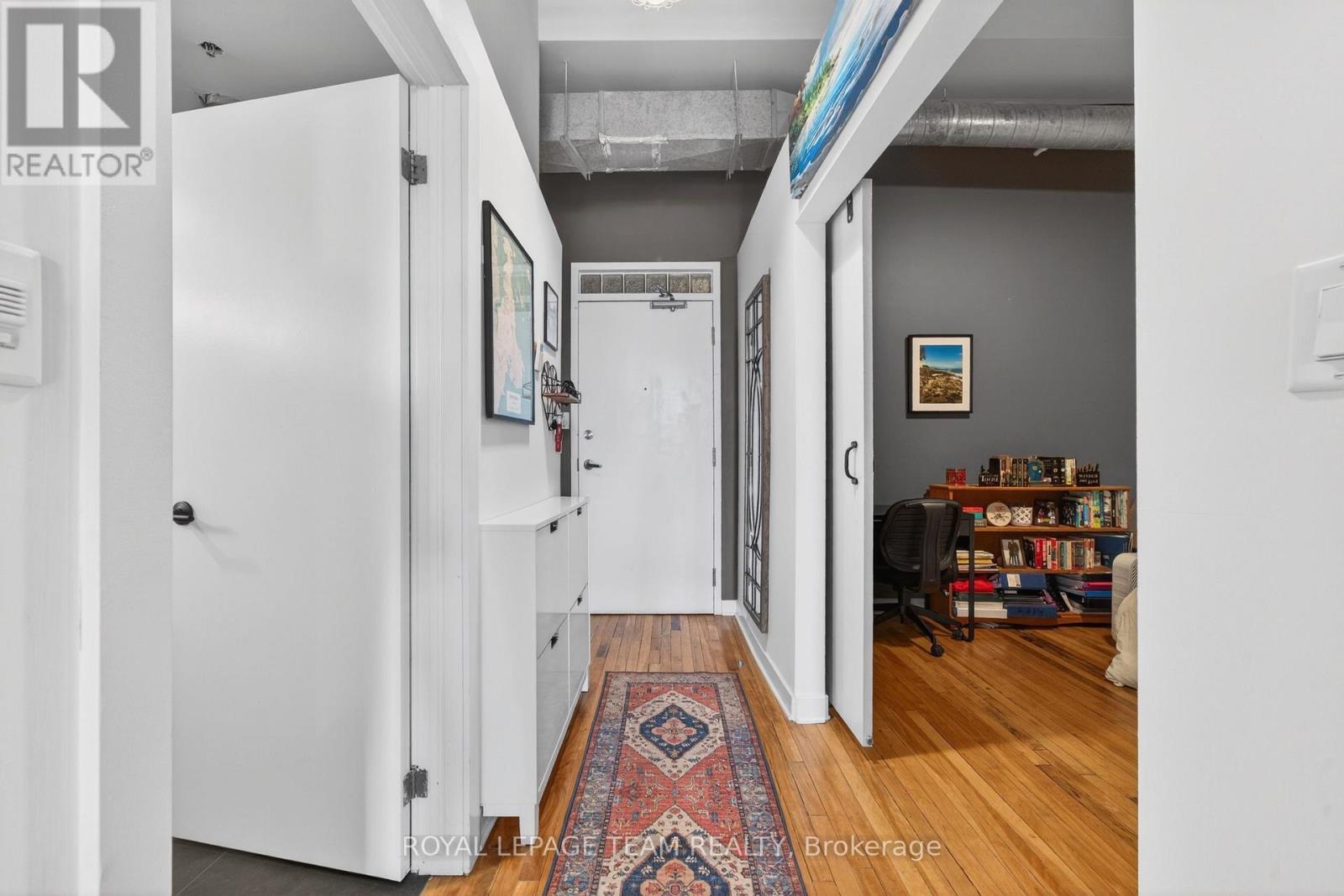 #307 45 SPENCER STREET - 17