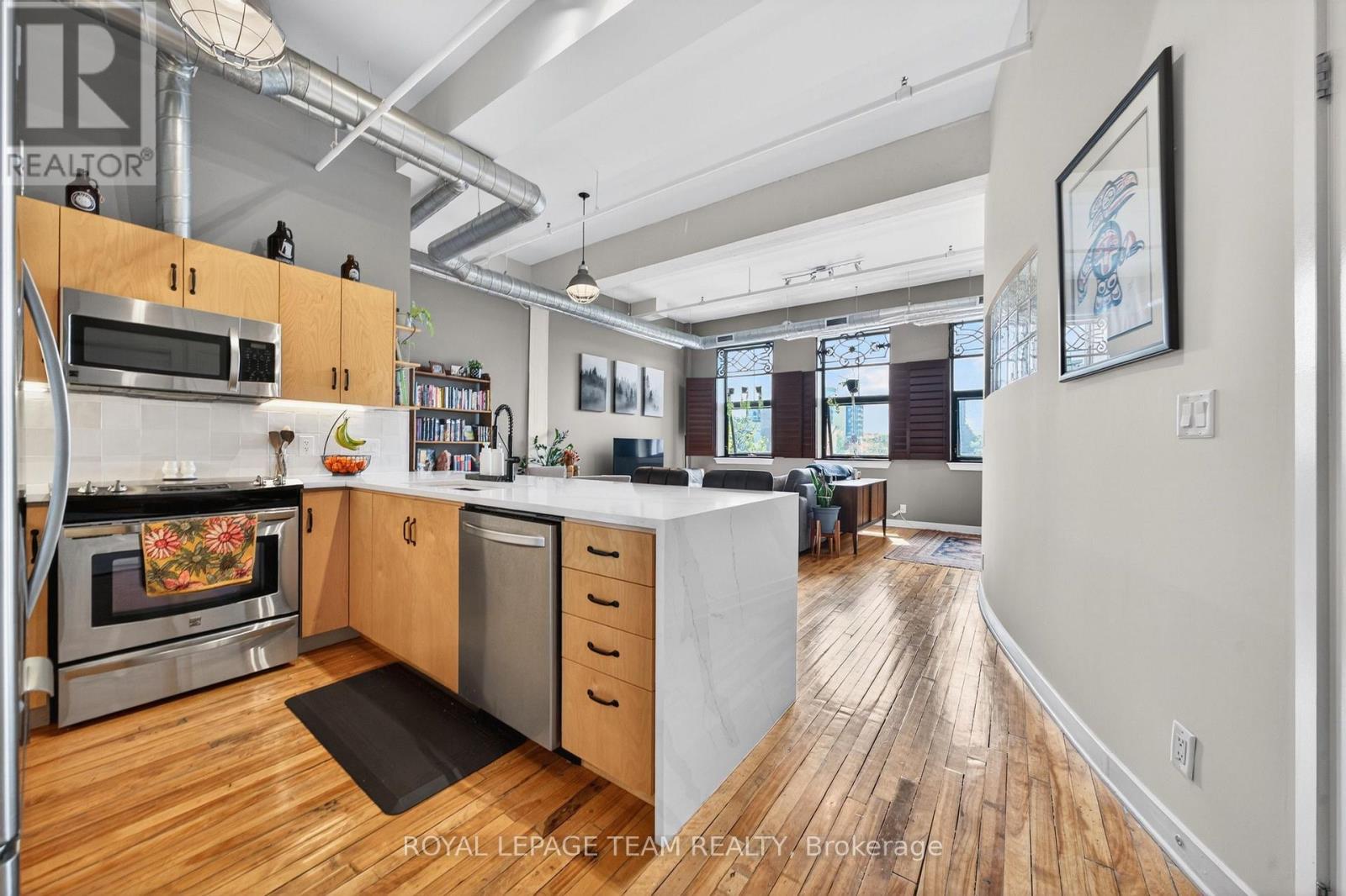#307 45 SPENCER STREET - 19