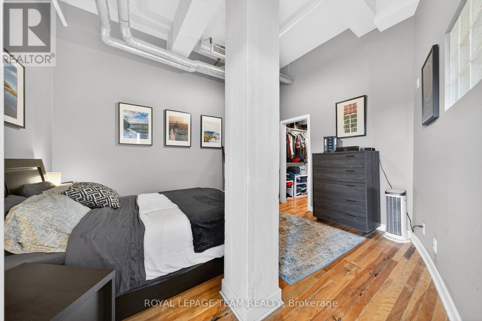 #307 45 SPENCER STREET - 36
