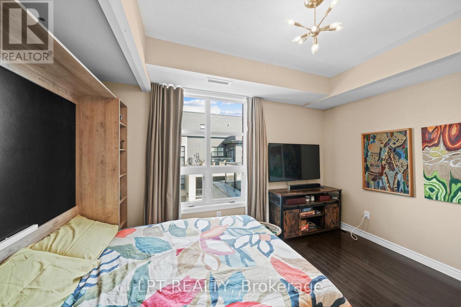 #301 298 GLENROY GILBERT DRIVE - 11