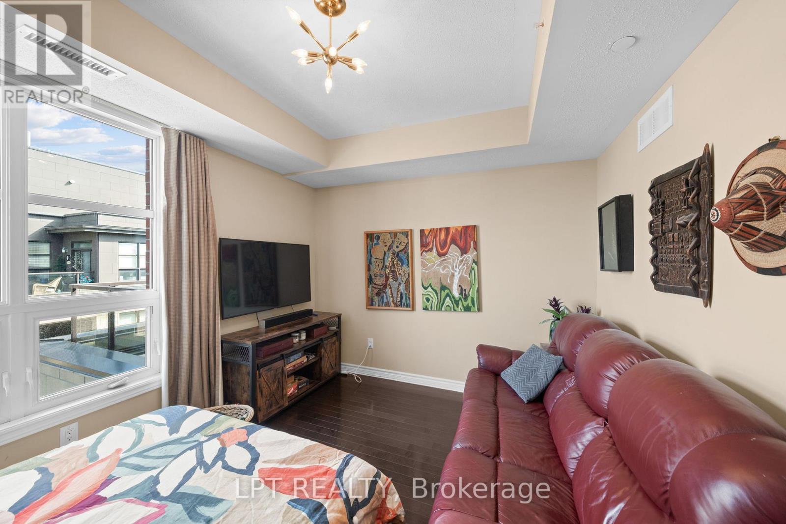 #301 298 GLENROY GILBERT DRIVE - 12