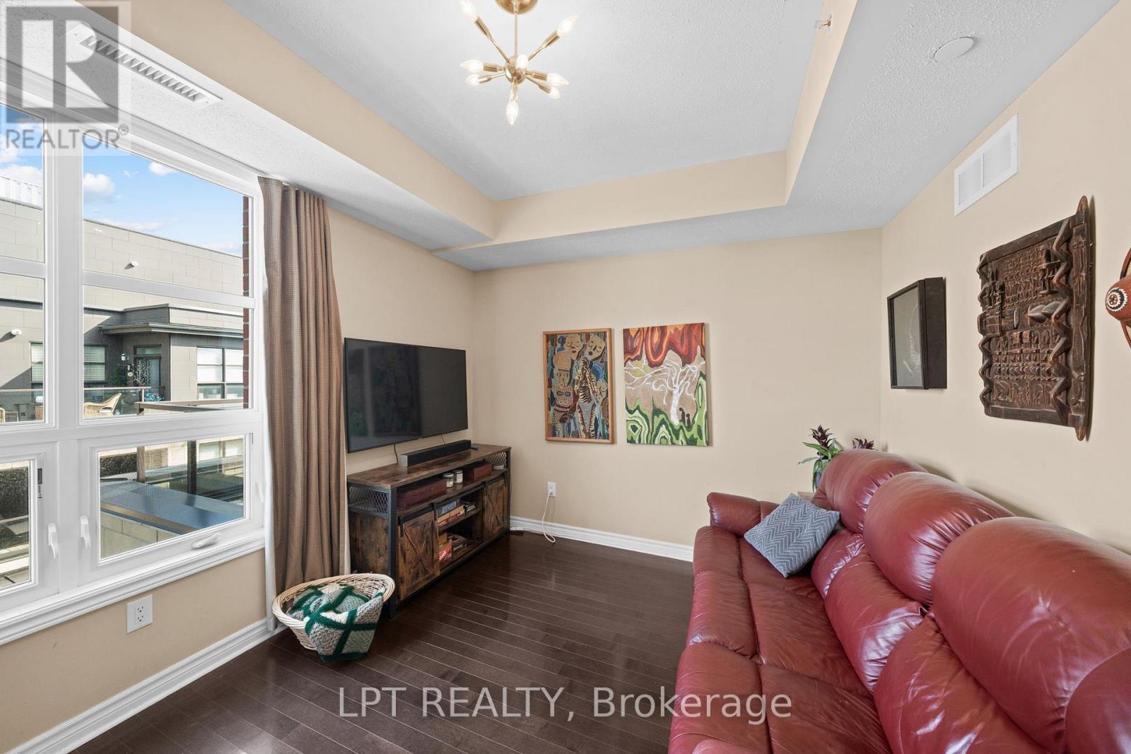 #301 298 GLENROY GILBERT DRIVE - 13