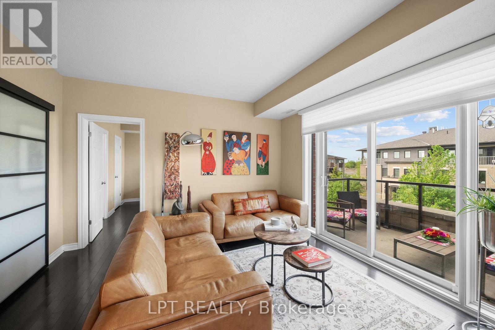 #301 298 GLENROY GILBERT DRIVE - 22