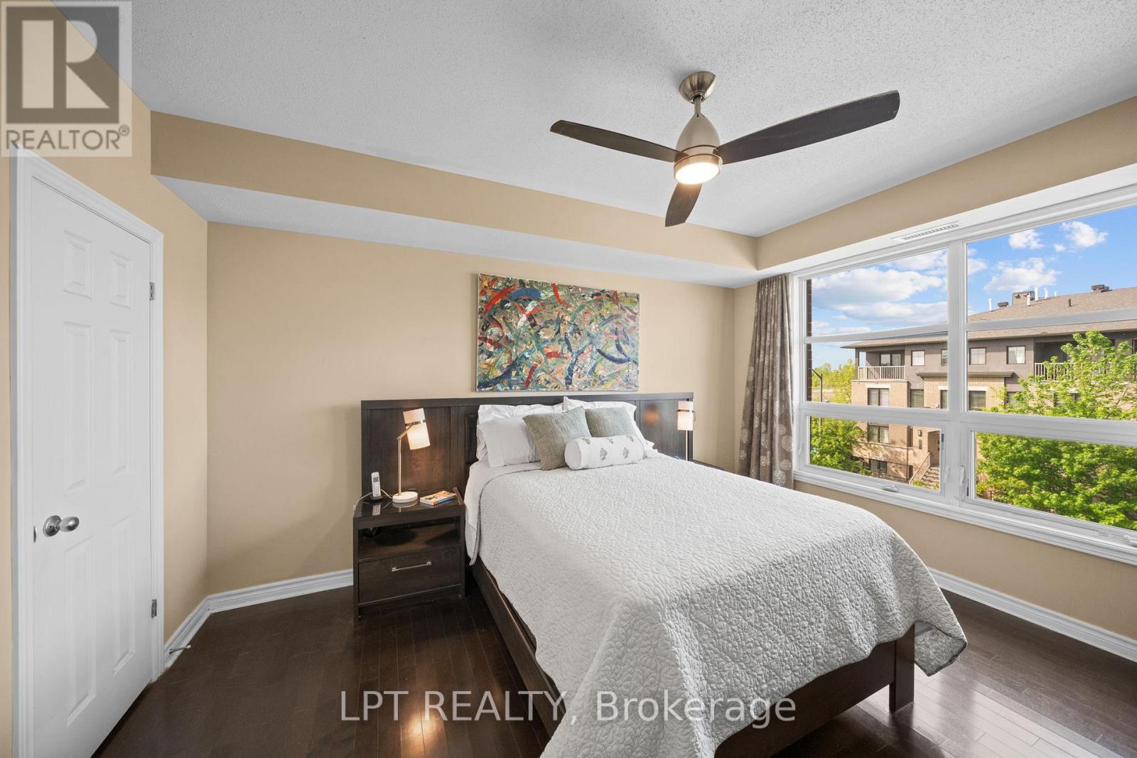 #301 298 GLENROY GILBERT DRIVE - 28