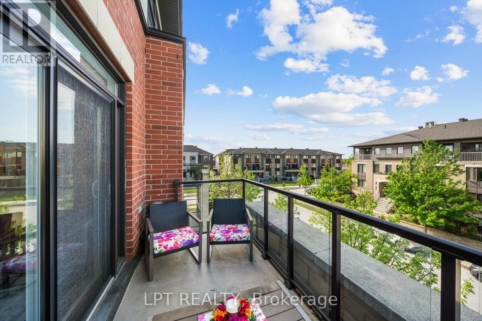 #301 298 GLENROY GILBERT DRIVE - 34