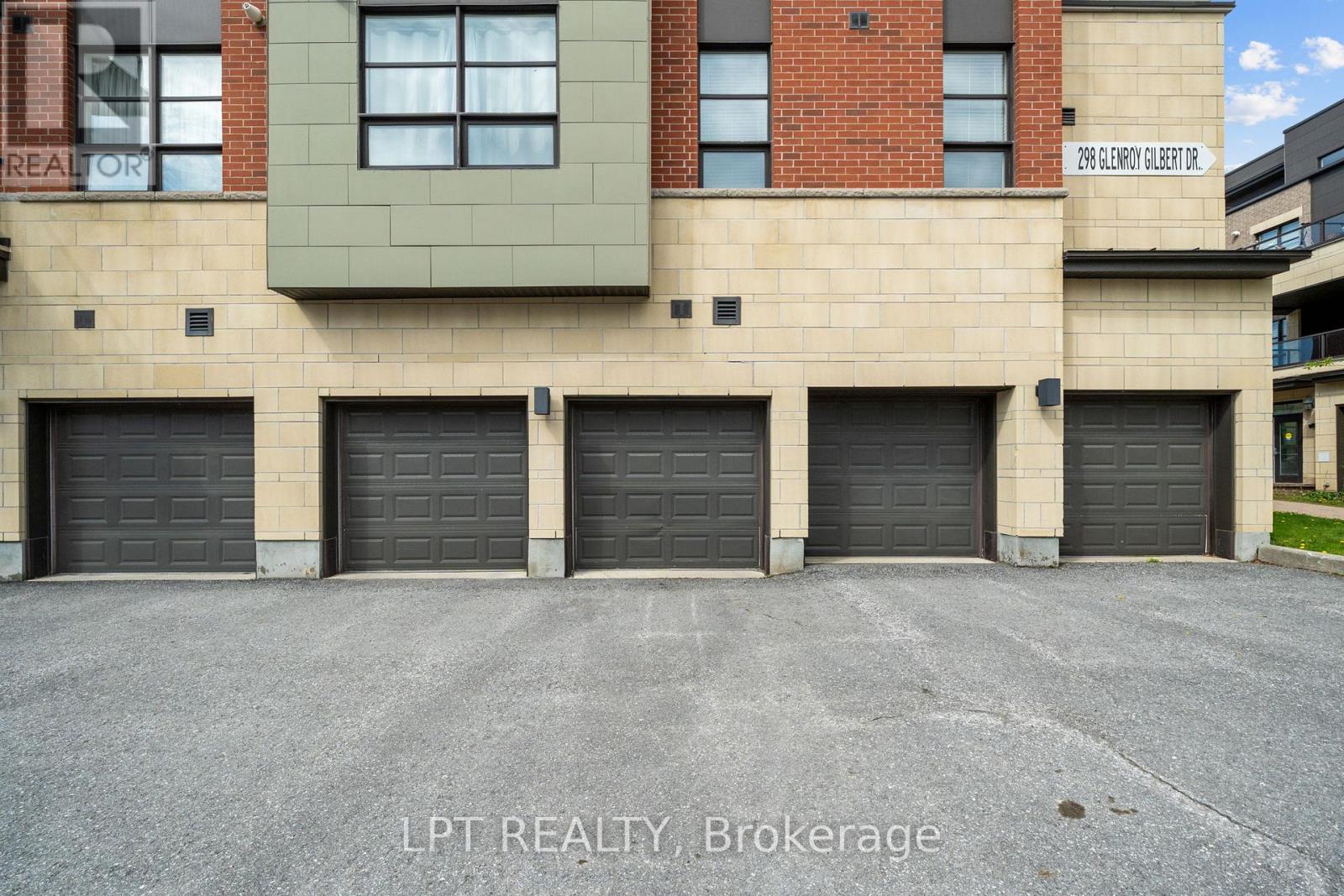 #301 298 GLENROY GILBERT DRIVE - 37