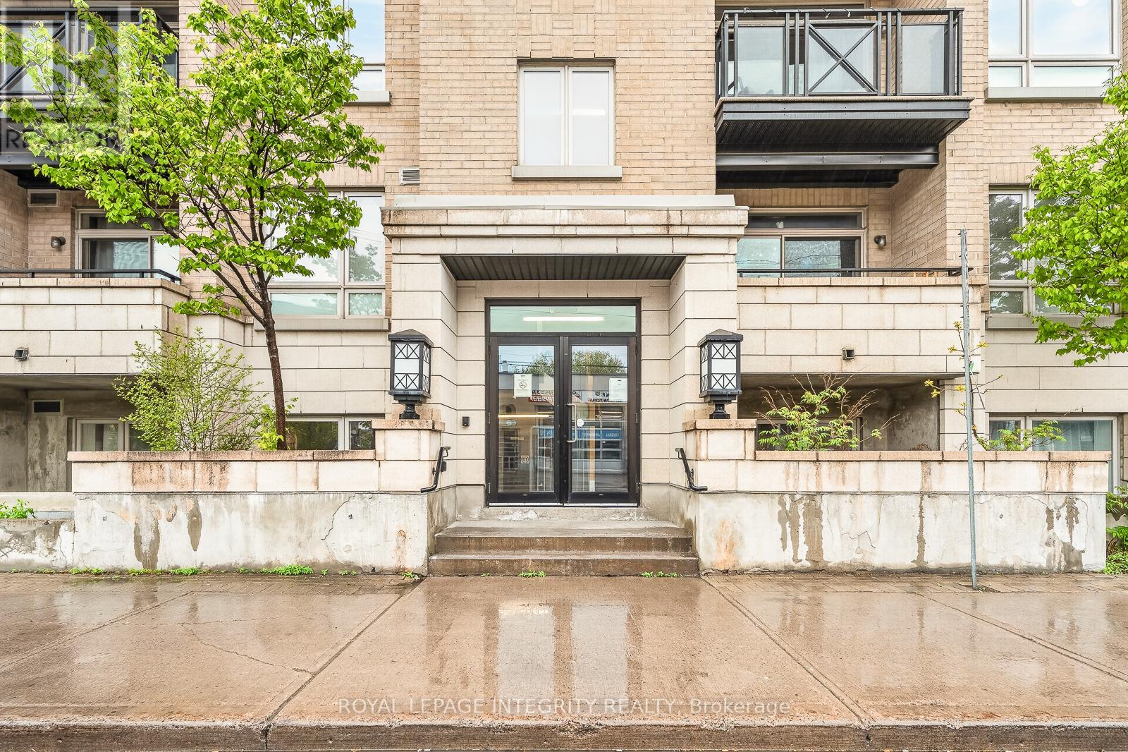 #506 429 KENT STREET - 35