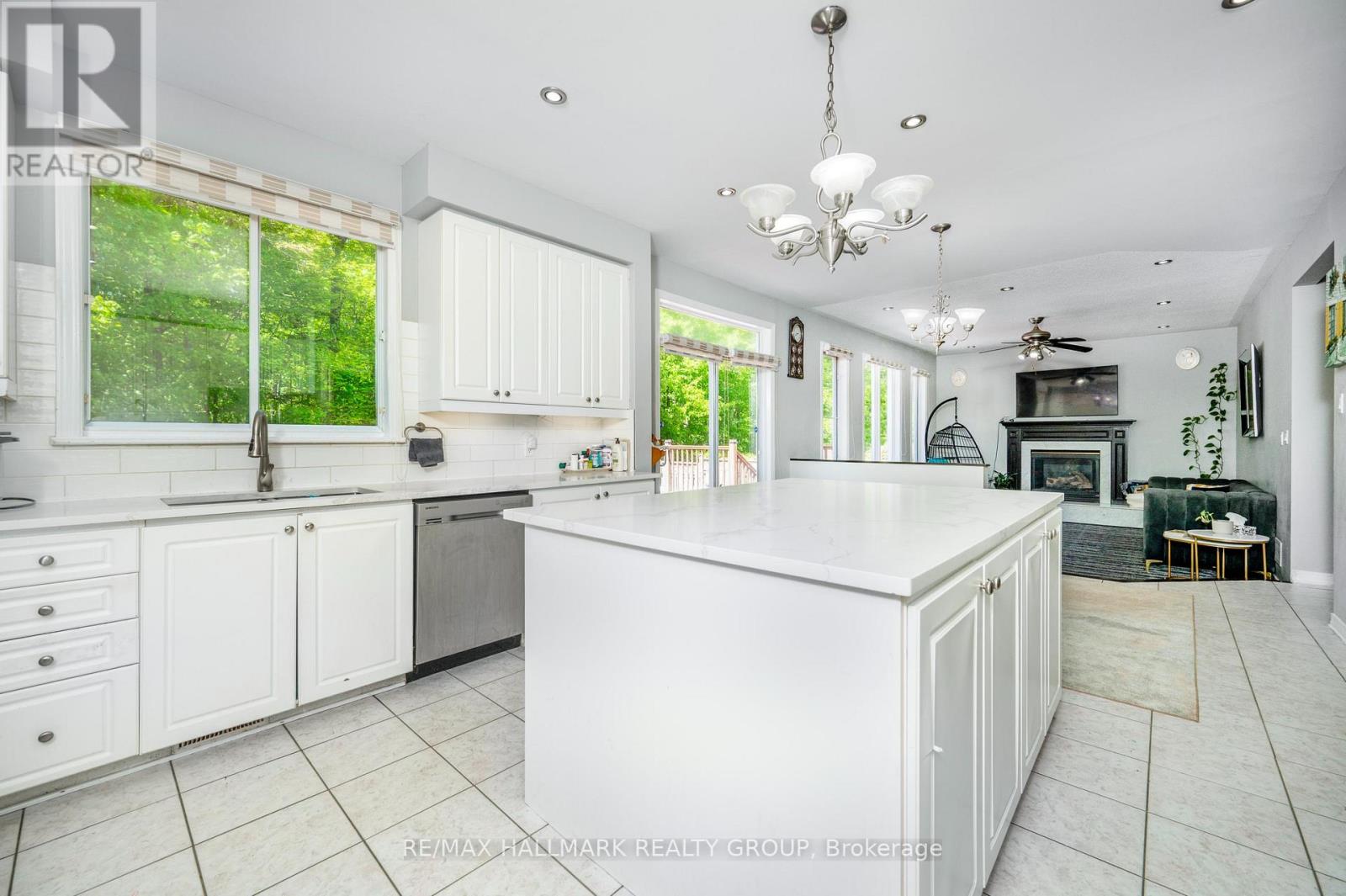 6 Bed, 4 Bath House for Rent in Ottawa – 55 MAPLE STAND WAY, Ottawa – MLS# X13212706 - Image 2