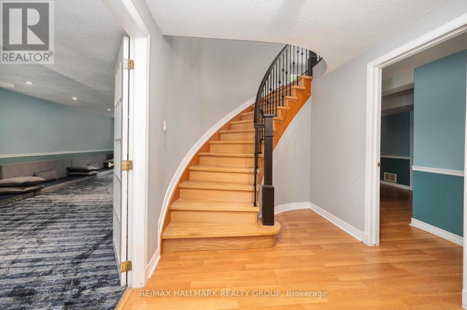 6 Bed, 4 Bath House for Rent in Ottawa – 55 MAPLE STAND WAY, Ottawa – MLS# X13212706 - Image 17
