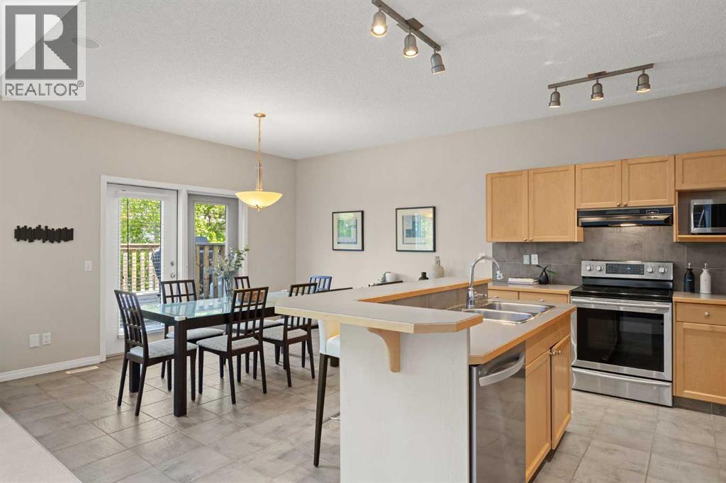 218 Wentworth Park SW - 17