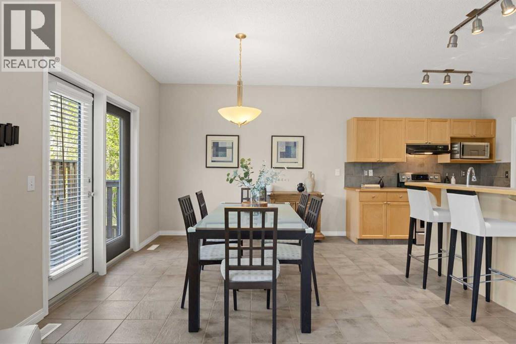 218 Wentworth Park SW - 19