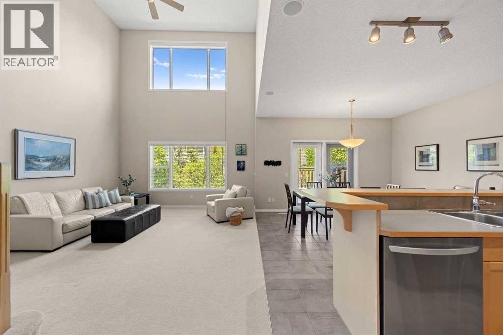 218 Wentworth Park SW - 8