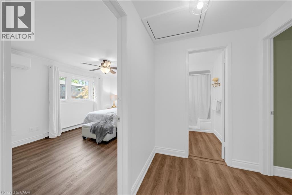 #35 1270 GAINSBOROUGH Drive - 25