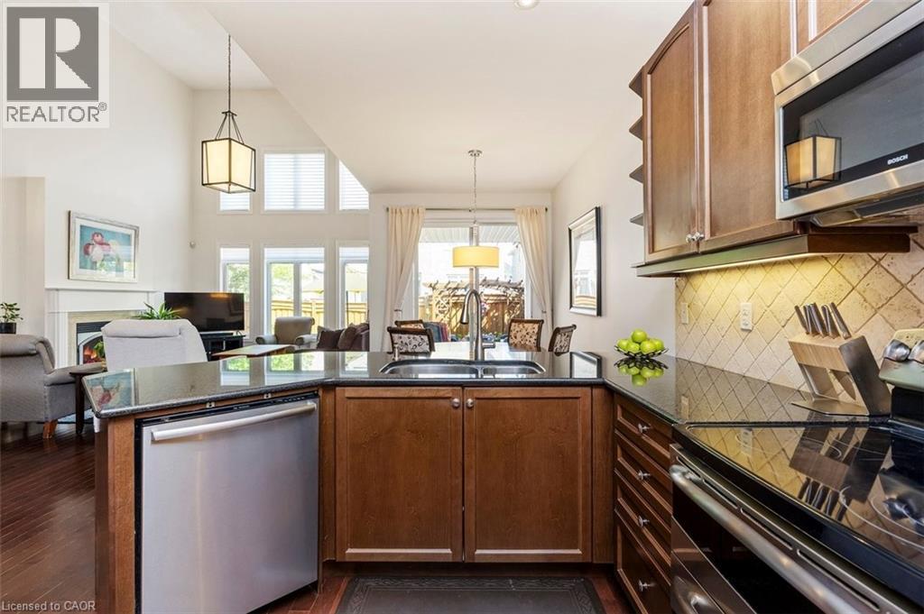 3246 SALTAIRE Crescent - 19