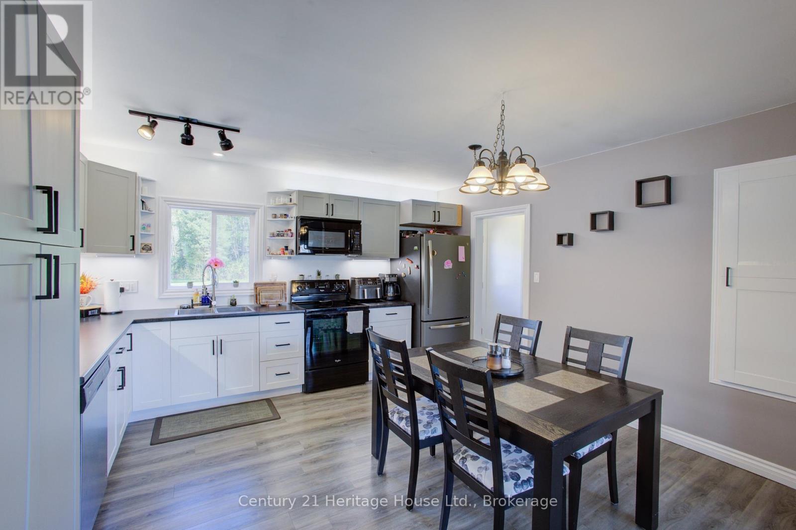 508 DURHAM ROAD W - 15