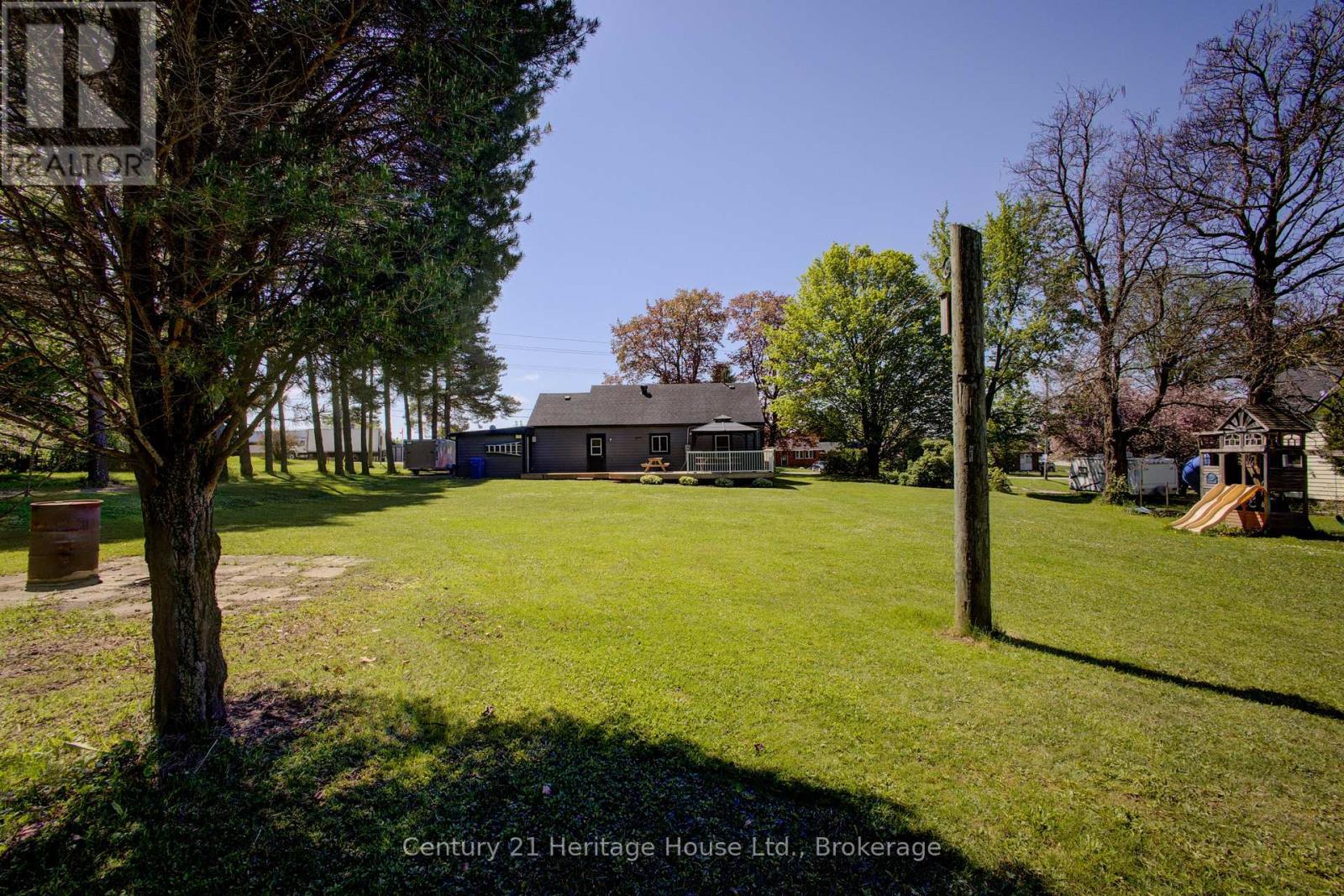 508 DURHAM ROAD W - 28