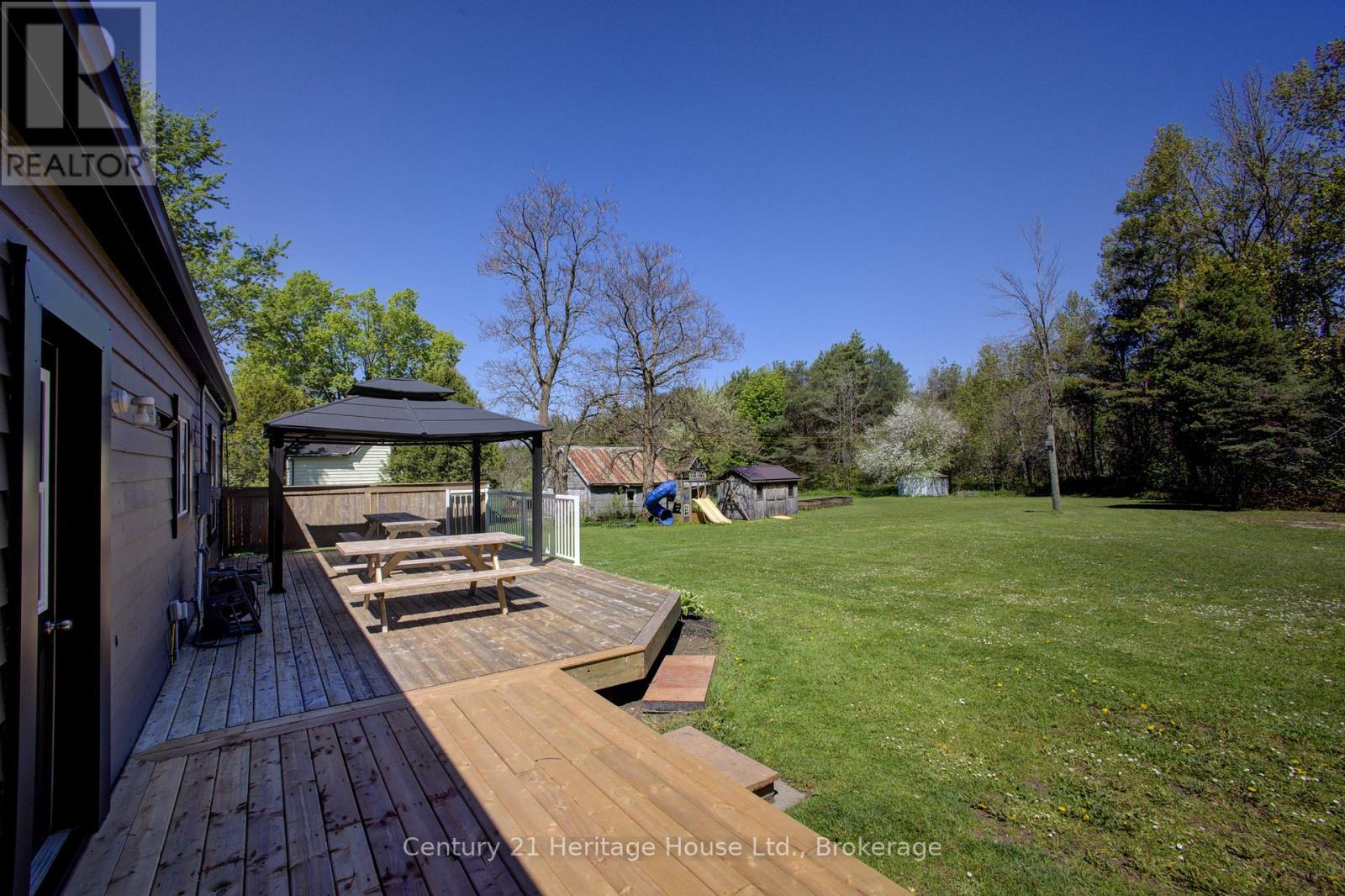 508 DURHAM ROAD W - 34