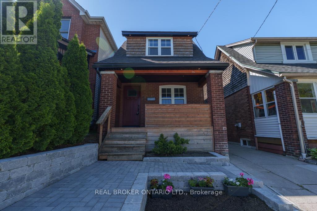5 HEYWORTH CRESCENT S - 46