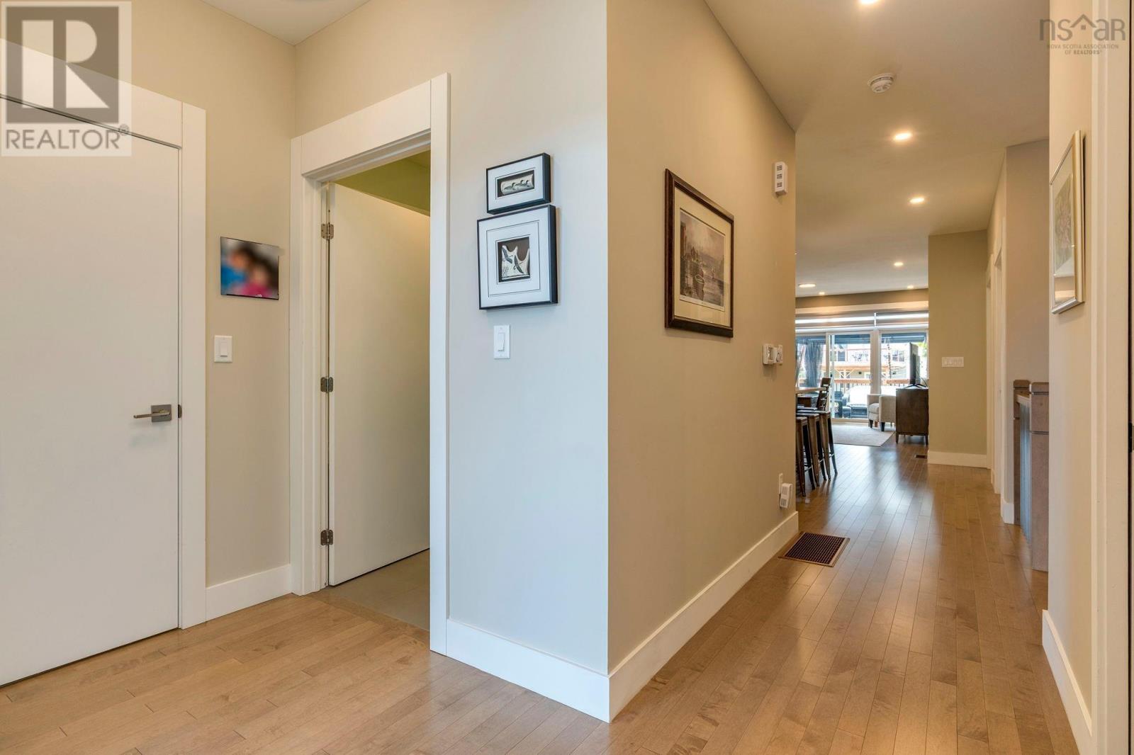13 Helen Creighton Court - 5