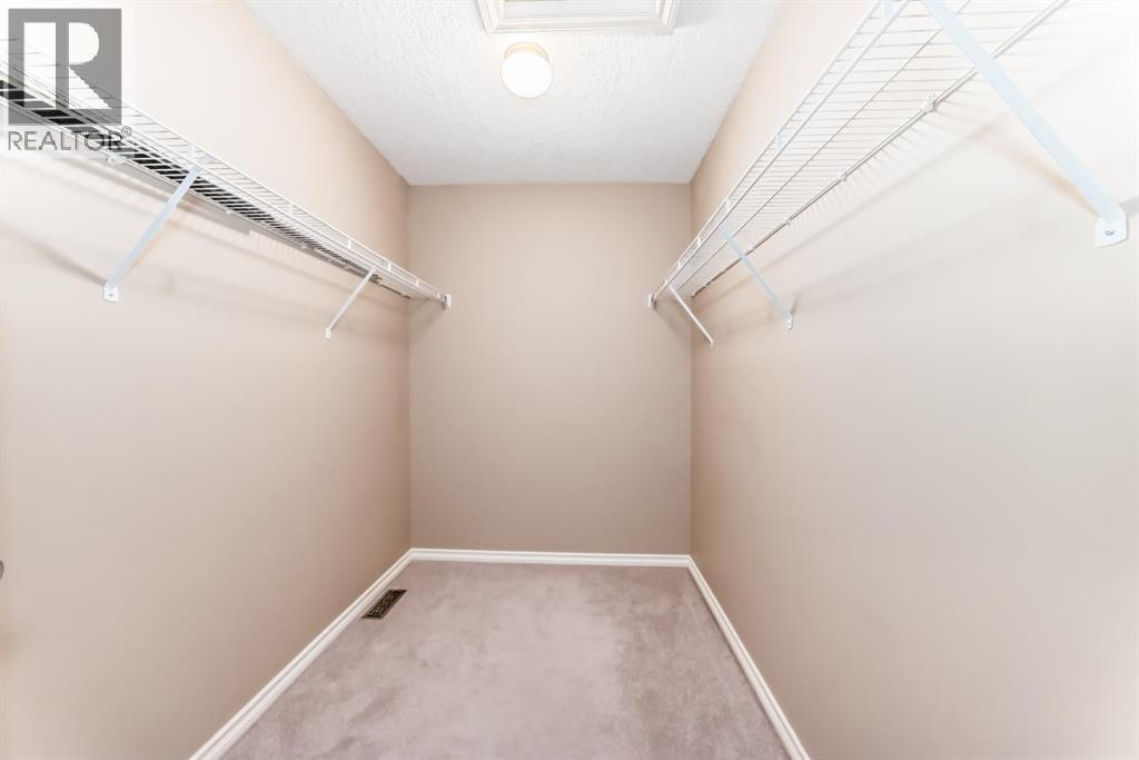 47 Royal Crest Court NW - 27