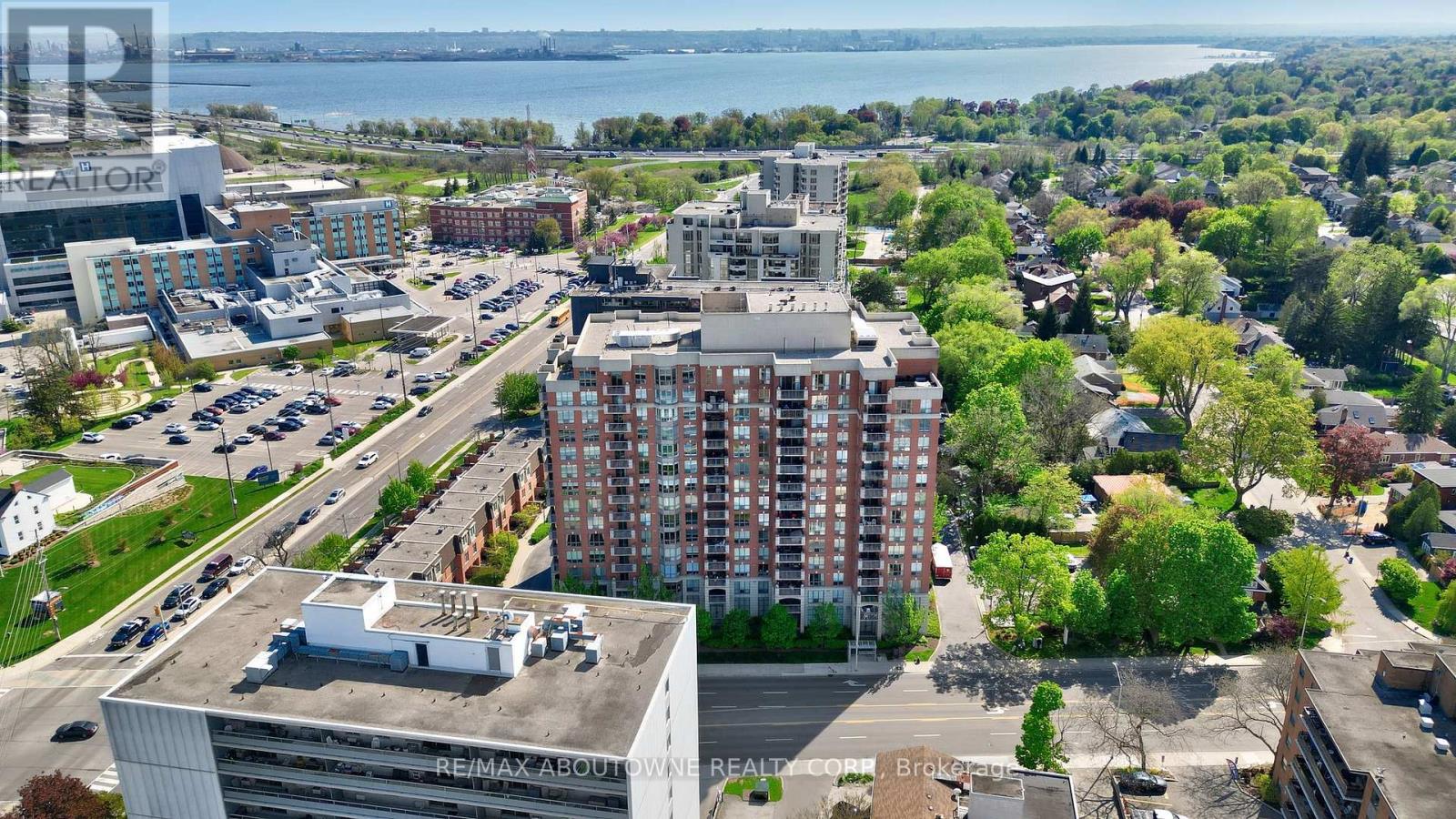 #606 442 MAPLE AVE. AVENUE - 4