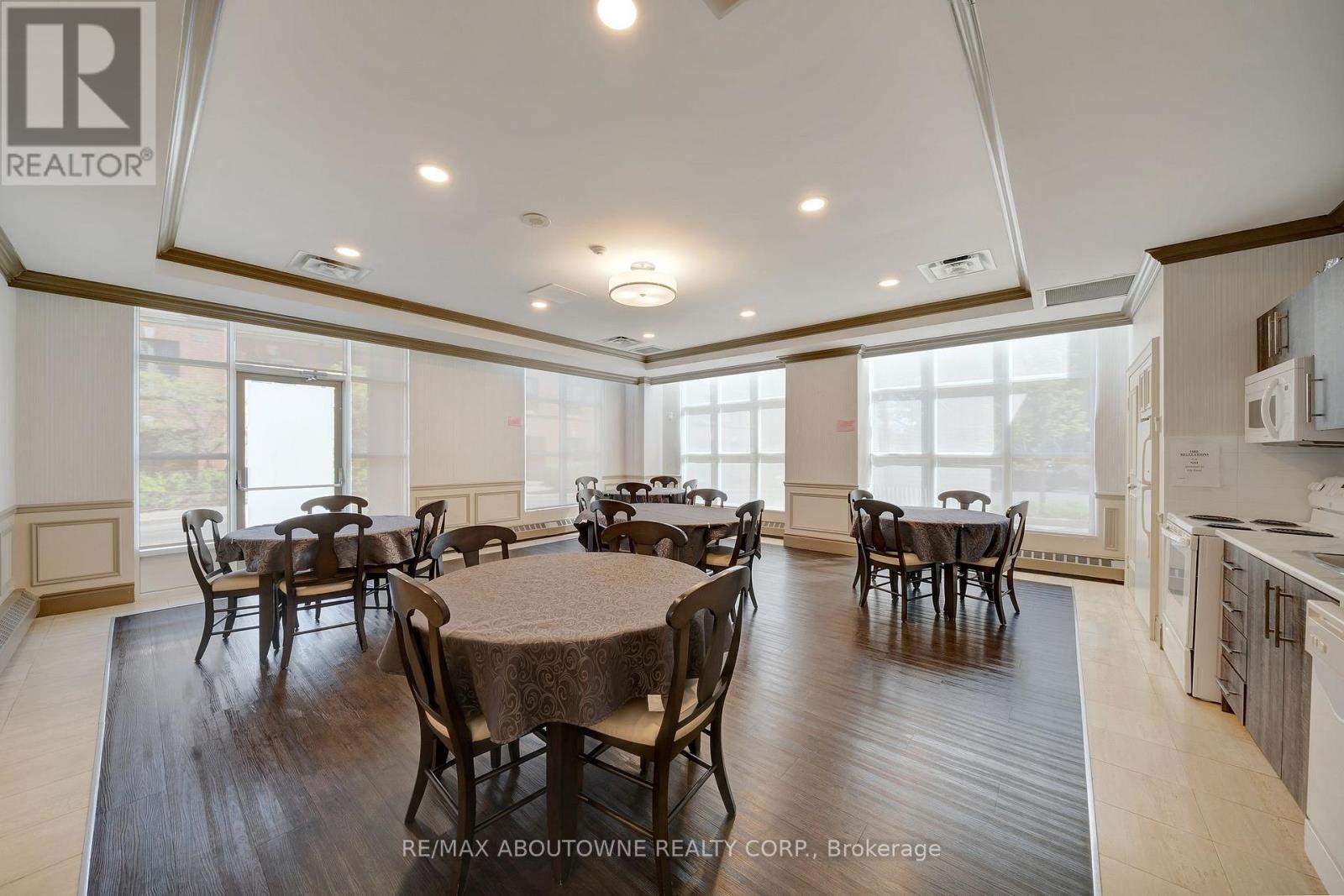 #606 442 MAPLE AVE. AVENUE - 42