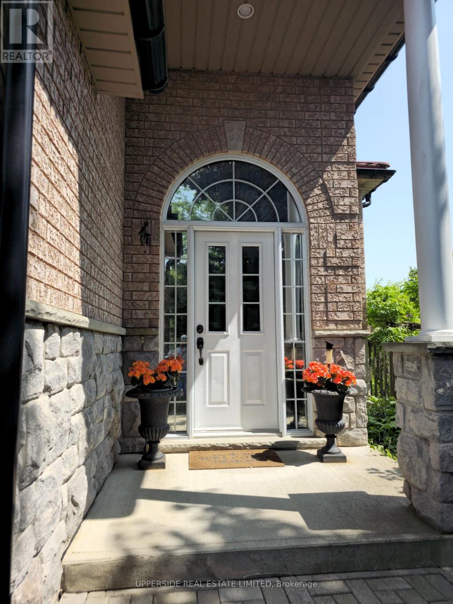 4 KINGSLEY ROAD S - 2