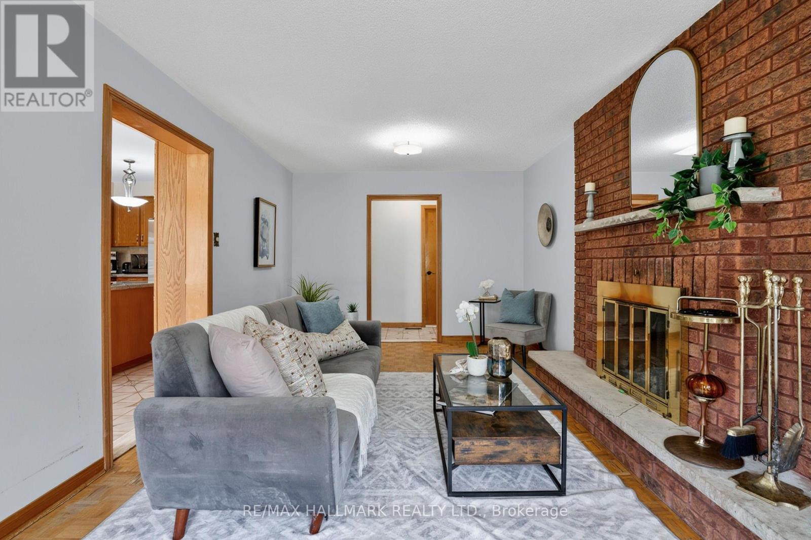 11 GREENVALE TERRACE - 13