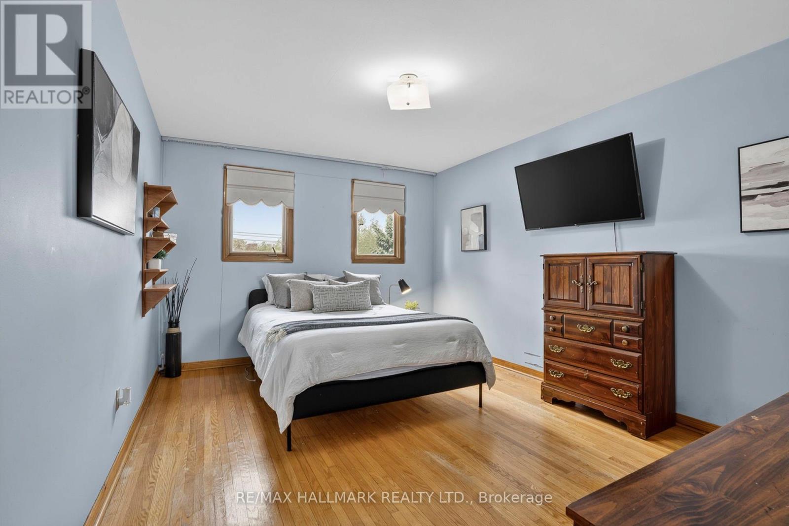 11 GREENVALE TERRACE - 18