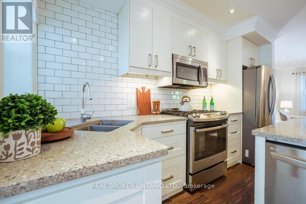 5 HEYWORTH CRESCENT S - 10
