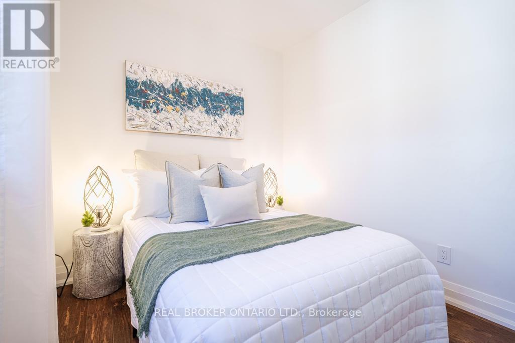 5 HEYWORTH CRESCENT S - 28