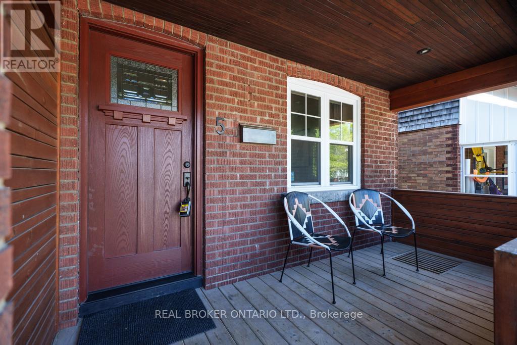 5 HEYWORTH CRESCENT S - Image 3
