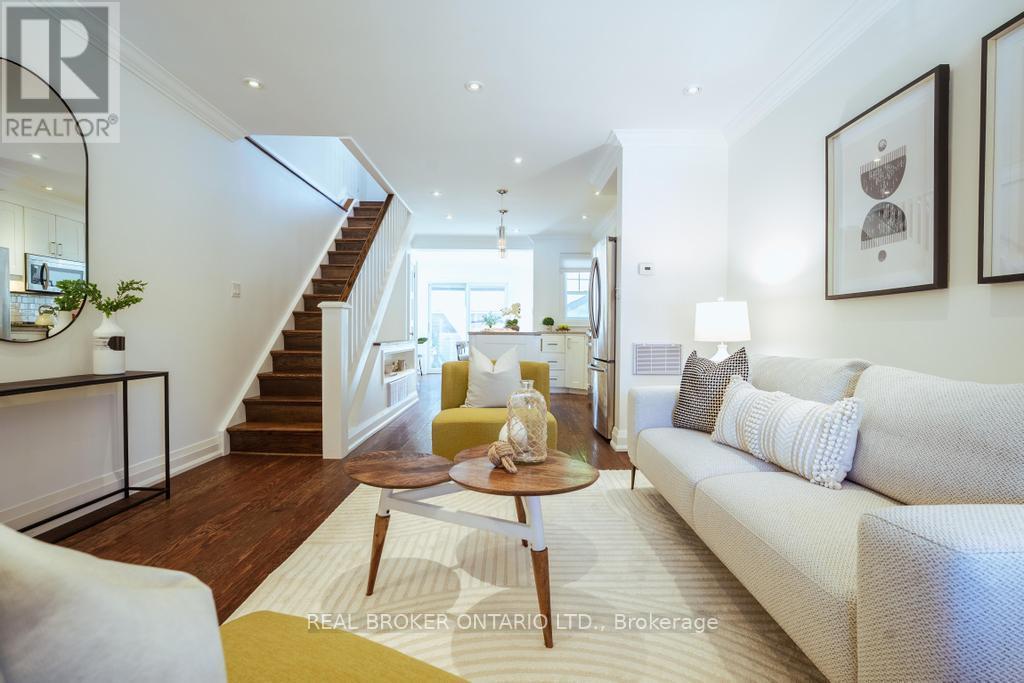 5 HEYWORTH CRESCENT S - 5