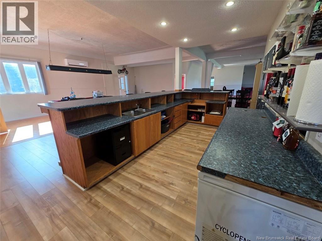 386 Davis Road - 6