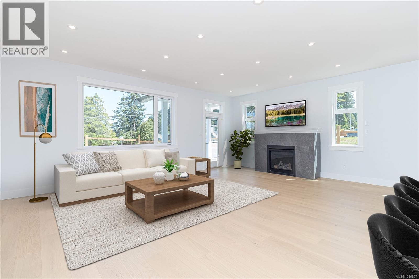 784 Russell Rd - 7