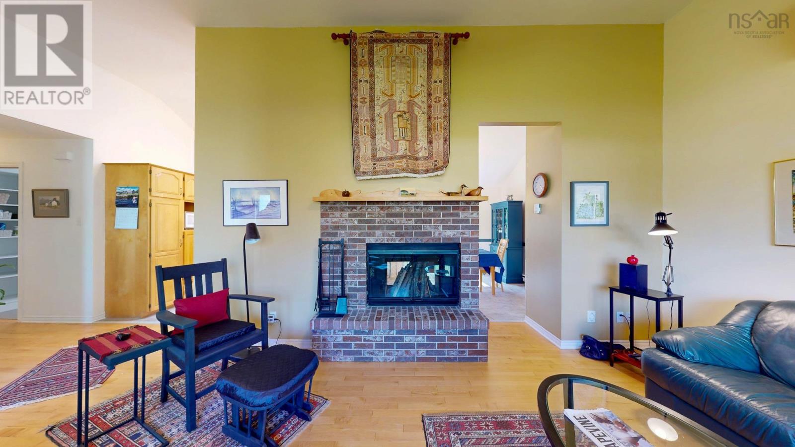 Property 22 of 48 of 141 Constance Street