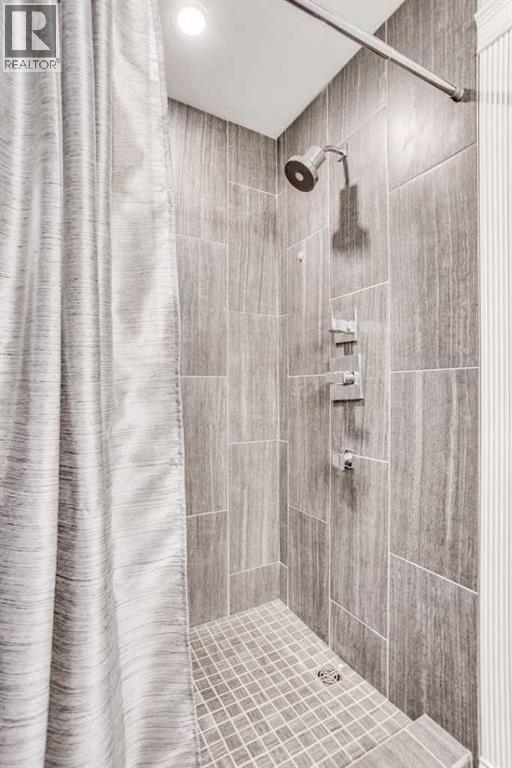 377 Walnut Crescent - 31